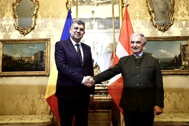 Premierul Marcel Ciolacu, întrevedere cu Marele Cancelar al Ordinului de Malta, Riccardo Paternò di Montecupo, la Roma / Discuţii privind situaţia populaţiei afectate de conflicte în Ucraina şi Fâşia Gaza şi soluţiile de pace din regiune