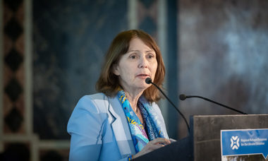 Ambasadoarea SUA la Bucureşti: Rămânem uniţi în sprijinul de neclintit pentru Ucraina, inclusiv pentru protecţia refugiaţilor
