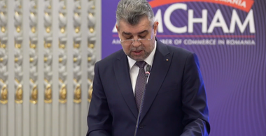 Ciolacu, la AmCham CEO Business Forum: Nu mărim taxele! Nu ieşim cu niciun milimetru din coordonatele financiare stabilite cu Comisia Europeană / La finalul acestui calendar electoral, România va respinge demagogia şi populismul! /Reacţia lui Florin Roman
