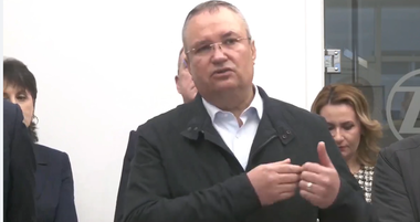 Nicolae Ciucă: Mediul de afaceri, investitorii români, investitorii străini, la unison ne cer să avem o predictibilitate a tot ceea ce înseamnă fiscalitatea, pentru a avea o proiecţie de dezvoltare a afacerii, pe termen mediu şi lung