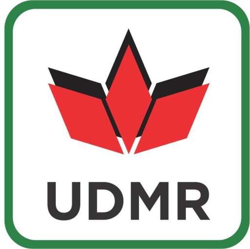 UDMR a stabilit candidaţii pentru Parlamentul European. Primele două locuri sunt ocupate de Winkler Iuliu şi Vincze Lorant. Locul 3, Szilagyi Dora, preşedintele Organizaţiei de Tineret 

