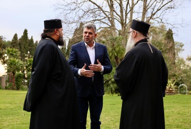 Marcel Ciolacu, după o întâlnire cu episcopul Siluan Şpan: Alături de reprezentanţii Bisericii Ortodoxe, vom lucra pentru păstrarea limbii române şi a valorilor creştine peste tot în lume