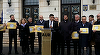 AUR, protest la sediul Ministerului de Interne, unde are loc dezbaterea pe proiectul de lege privind comasarea alegerilor. George Simion: Să nu dea foc la ţară, să nu creeze haos! / Terheş va protesta miercuri la Romexpo, unde are loc Congresul PPE