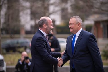 Nicolae Ciucă, despre reacţia liderilor PPE la listele comune PNL-PSD la europarlamentare: Au înţeles demersul nostru. Sunt ţări care au încercat să urmeze modelul, după alegeri. Asta înseamnă că poate fi o formulă care să funcţioneze