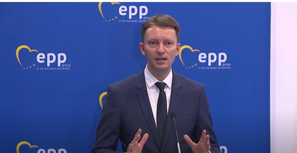 Congresul popularilor europeni - Siegfried Mureşan (PNL): Primarii liberali gospodari sunt principala noastră armă în faţa discursului antieuropean al populiştilor de la AUR

