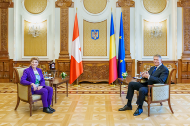 Klaus Iohannis a discutat cu preşedinta Elveţiei despre dezvoltarea dialogului politic şi economic, cât şi sprijinirea unei relaţii puternice între UE şi Confederaţia Elveţiană