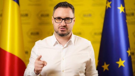 Dan Tanasă (AUR): Şeful Partidului Popular European şi-a permis să vină la Bucureşti ca să le spună românilor pe cine să voteze şi pe cine nu