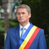 Primarul municipiului Petroşani, Tiberiu Iacob-Ridzi, ales din partea PNL, a anunţat că va candida din partea PSD pentru un nou mandat