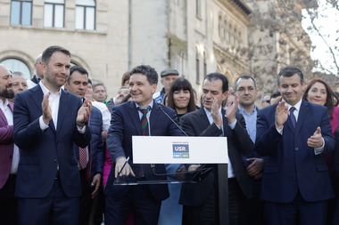 Nicuşor Dan: Miza luptei între dreapta şi PSD este de a face din România un stat cu instituţii pentru că, în multe locuri din ţara asta, nu avem instituţii, avem instituţii pe persoană fizică