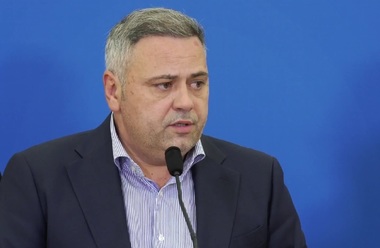 Barbu, legat de declaraţiile despre Nicolae Ceauşescu: Poate din oboseală nu am fost aşa inspirat. Nu am cum să fiu nostalgic după regimul comunist pentru că aveam 10 ani la Revoluţie