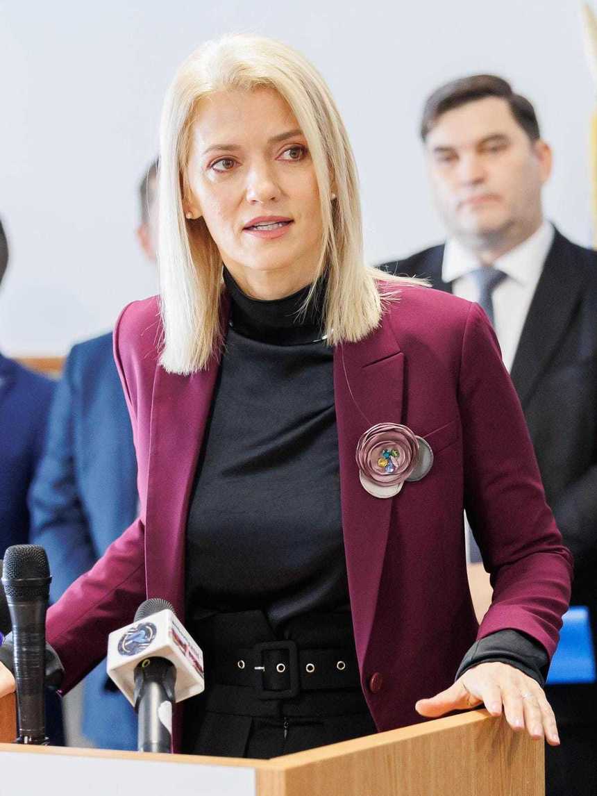 Alina Gorghiu spune că e sănătos ca colaborarea cu PSD să rămână la nivelul de europarlamentare: La locale fiecare are primarii lui, aleşii lui, mesajele lui