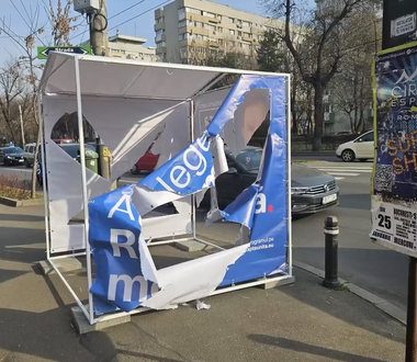 USR anunţă că un voluntar al partidului a fost agresat în timp ce strângea semnături în Bucureşti: Nu e primul incident. La Timişoara, în Sectorul 1 şi în alte localităţi, corturile USR au fost vandalizate

