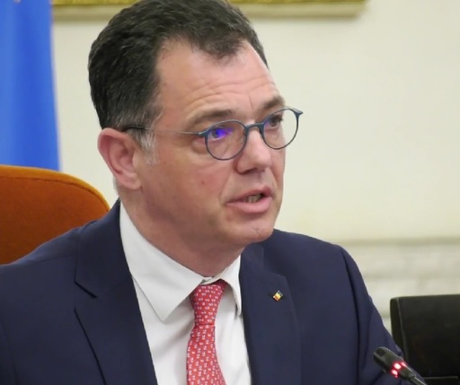 Ştefan Radu Oprea: Drona românească este un proiect în care cred. Am identificat foarte multe companii româneşti care au produse foarte performante. Discut cu miniştrii Apărării şi Cercetării cum putem face ca acest proiect să devină realitate
