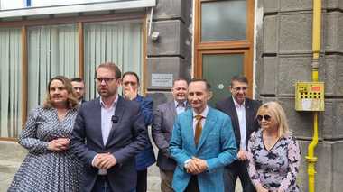 Prima rundă de negocieri între USR, PMP şi Forţa Dreptei, la Timişoara/ A fost amânată decizia de desemnare a candidaturii lui Alin Nica la preşedinţia CJ Timiş