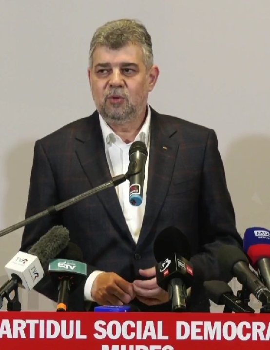 Ciolacu: Dacă tot e aşa, candidatul coaliţiei atât de slab, eu nu înţeleg atunci de ce toată lumea îl atacă pe domnul doctor Cîrstoiu, poate-poate s-o răzgândi. Nu se răzgândeşte doctorul Cîrstoiu. Va câştiga alegerile pe 9 iunie