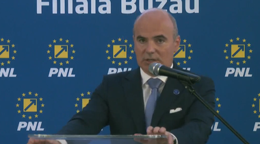 Rareş Bogdan: Acolo unde sunt liberali la conducerea judeţelor curge lapte şi miere. Acolo unde sunt socialişti, situaţia e diferită / Să îi convingeţi pe buzoieni de ce este generalul Ciucă opţiunea cea mai bună pentru a conduce România