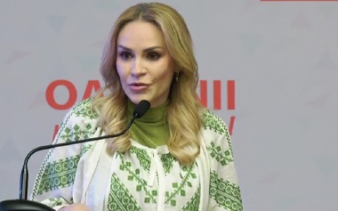 Gabriela Firea, atac la Nicuşor Dan: Nici măcar o roată nu s-a mai cumpărat în ultimii patru ani, un volan, orice. Absolut nimic