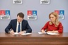 Gabriela Firea şi Sebastian Burduja au semnat protocolul de colaborare pentru alianţa electorală PSD-PNL la alegerile locale din Bucureşti