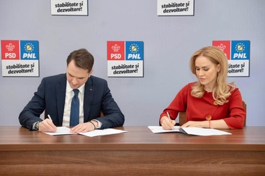 Gabriela Firea şi Sebastian Burduja au semnat protocolul de colaborare pentru alianţa electorală PSD-PNL la alegerile locale din Bucureşti