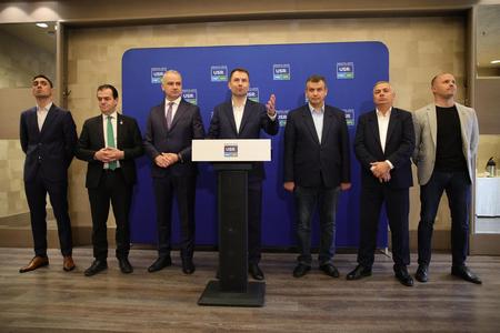 Alianţa Dreapta Unită şi-a lansat candidaţii la Primăria şi Consiliul Judeţean Iaşi / Marius Bodea candidează pentru funcţia de primar al municipiului, iar Petru Movilă pentru şefia CJ Iaşi