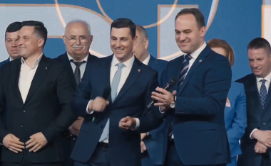 PNL şi-a lansat candidaţii pentru alegerile locale din Maramureş. Preşedintele Consiliului Judeţean, Ionel Bogdan, candidat pentru Primăria Baia Mare, administratorul public al judeţului, Gabriel Şteţco, va candida pentru şefia CJ
