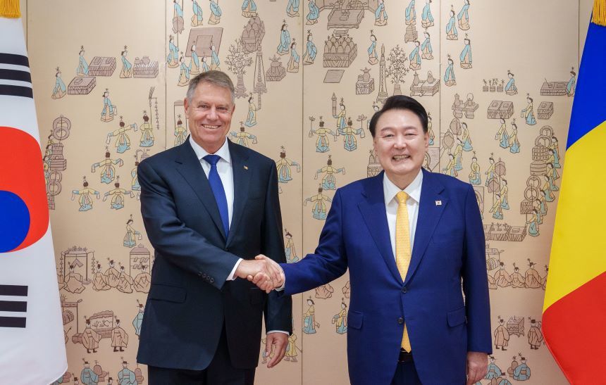 UPDATE - Preşedintele Klaus Iohannis, primit de preşedintele sud-coreean Yoon Suk Yeol, în a doua zi a vizitei oficiale la Seul: Suntem hotărâţi să extindem cooperarea bilaterală, pe baza unui Parteneriat strategic solid - FOTO