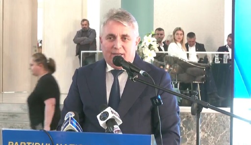 Bode: Românul are o vorbă - „Dumnezeu îţi dă, dar nu îţi bagă şi în traistă”. Dacă te mulţumeşti ca primar doar să administrezi, rezultatul e modest. Aşa s-a întâmplat în multe judeţe administrate de social-democraţi
