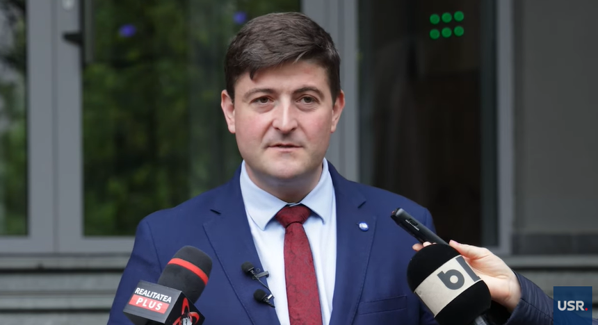USR anunţă că a depus o plângere la DIICOT împotriva primarului Cristian Popescu Piedone şi a ”grupului infracţional care a acaparat Primăria Sectorului 5 şi instituţiile din subordine”