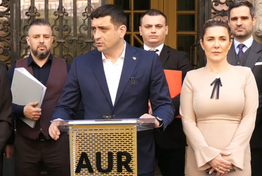 George Simion, la depunerea candidaturilor AUR pe Ilfov: Ne luptăm cu clanurile interlope din judeţul Ilfov, ne luptăm cu blatul politic Thuma-Pandele
