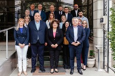 Candidatul PNL pentru Primăria Buzău, suspendat din funcţia de comisar-şef al Gărzii de Mediu pe durata campaniei electorale / Adrian Mocanu candidat pentru preşedinţia Consiliului Judeţean / Liberalii au depus listele de candidaţi