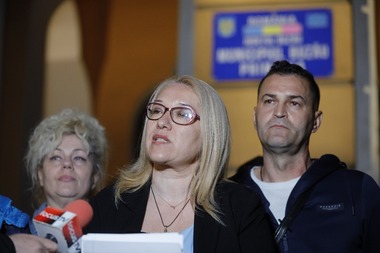 Candidatul AUR la Primăria Buzău s-a retras din cursă, alături de 18 dintre cei 29 de candidaţi pentru Consiliul Local, acuzând ”fapte reprobabile şi care pun multe semne de întrebare” / Năstăsoiu:  AUR, cea mai mare otravă pentru electorat / Reacţia AUR