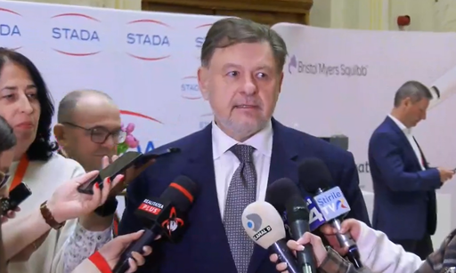 Rafila, despre scandalul medicului Cîrstoiu: Este dreptul medicilor să lucreze şi în sistemul public şi în cel privat dar trebuie să îmi desfăşor programul în integralitate la spitalul public / Sunt multe situaţii în care nu se întâmplă lucrul ăsta