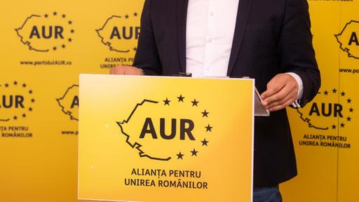 AUR anunţă că a depus plângere penală pe numele preşedintelui şi locţiitorului BEC din localitatea Şugag, din judeţul Alba, pentru infracţiunea de fals în documente. PNL, acuzat că a modificat listele depuse pentru alegerile locale