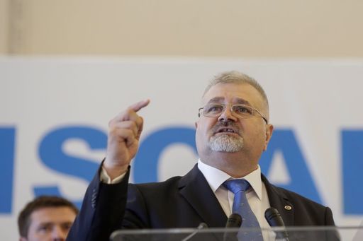 Biroul Electoral Municipal a respins candidaturile lui Dorel Constantin Onaca, din partea PRM şi a lui Vasile Iuştiuc, independent, pentru funcţia de primar al Capitalei / 9 candidaţi intră în campania electorală