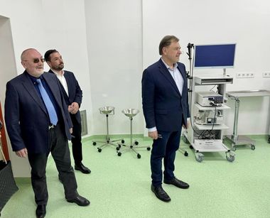 Ministrul Sănătăţii: Cu efortul autorităţilor locale şi sprijinul Ministerului Sănătăţii, Spitalul Orăşenesc din Comăneşti este perfect renovat şi dotat şi reprezintă un exemplu de urmat de către autorităţile locale