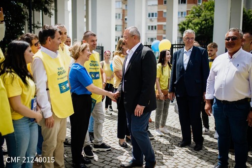 Nicolae Ciucă: Craiova merită o administraţie liberală care să dezvolte oraşul / Precum întregul judeţ Dolj, în ultimii ani acest municipiu a avut o evoluţie economică mai lentă decât ţara în ansamblu, iar nivelul de trai este sub media naţională
