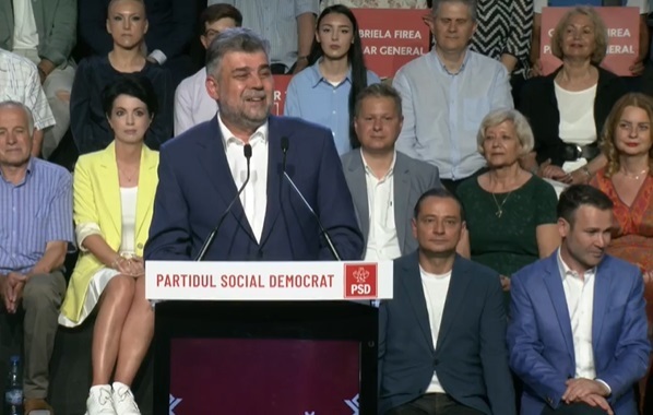 Ciolacu, la evenimentul de închidere a campaniei electorale a PSD: Acum au venit cu Dreapta Unită. Unită ca să ce? Unită ca să-i salveze pe ei/ Ca să ne învrăjbească între noi, ca să prindem rechinii imobiliari pe care nu i-a văzut nimeni