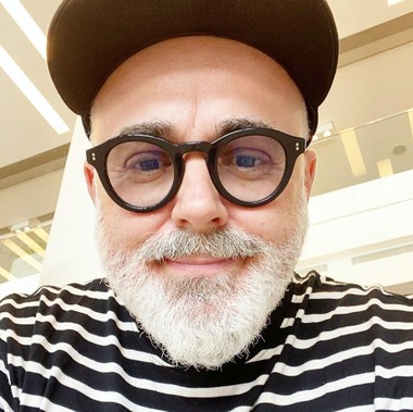 Adrian Oianu: La început, mie mi-a plăcut Clotilde Armand. Eram cel mai USR-ist PNL-ist. După o săptămână ne-a distrus orice vis. George Tuţă vine de nicăieri. Ne-am trezit cu el. Lui nu i-a păsat pe colegii din filială, darămite de cetăţeni
