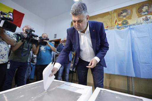 ALEGERI 2024 - Premierul Ciolacu: Am votat româneşte, am votat pentru o voce puternică în Parlamentul European şi nu în ultimul rând pentru investiţii, pentru autostrăzi, pentru şcoli, pentru spitale, pentru reindustrializarea României