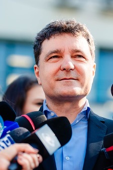 Nicuşor Dan: Nu voi candida la alegerile prezidenţiale în 2024 / Edilul spune că a fost felicitat de către Marcel Ciolacu şi Nicolae Ciucă / El vrea să coopteze PNL pentru o majoritate în CGMB