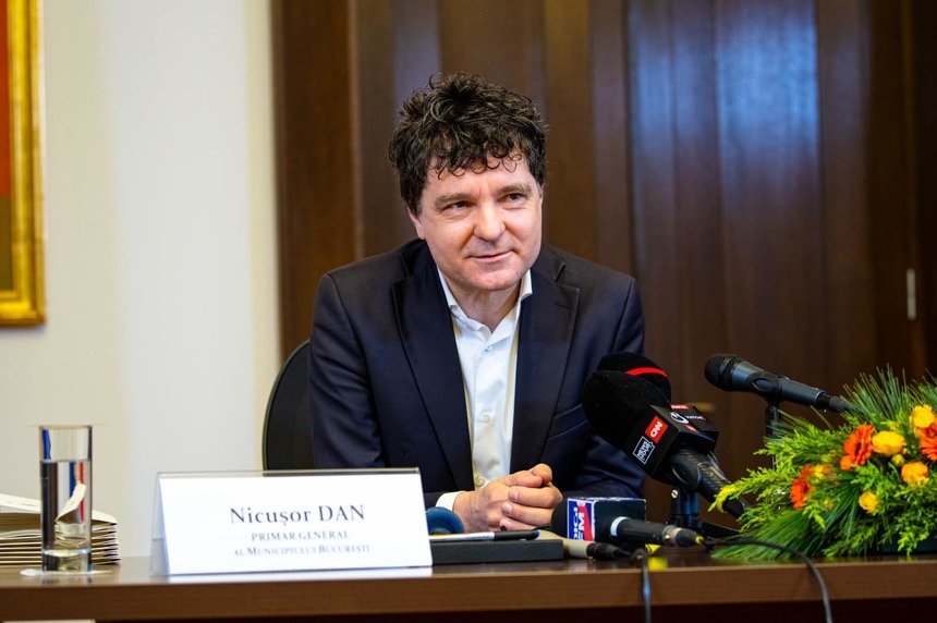 Ciprian Ciucu: Vreau să îl felicit pe Nicuşor Dan pentru rezultatul obţinut. Mă aşteptam să câştige, nu mă aşteptam la un scor atât de mare / Nu am avut o relaţie de colaborare / Ce aş face eu, pur şi simplu i-aş vota proiectele, nu aş bloca oraşul