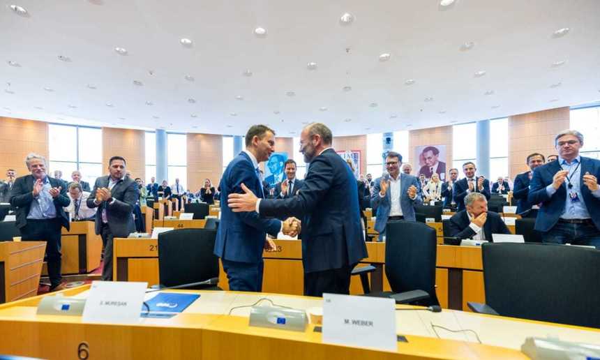 Eurodeputatul PNL Siegfried Mureşan a fost reales în funcţia de vicepreşedinte al grupului PPE din Parlamentul European