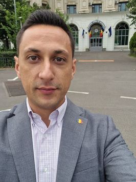 Vlad Gheorghe: Îi cer Procurorului General al României să constate că Biroul Electoral Central a comis exces de putere când a respins nemotivat toate cele 43 de cereri de renumărare a voturilor