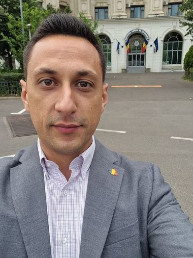 Vlad Gheorghe: Îi cer Procurorului General al României să constate că Biroul Electoral Central a comis exces de putere când a respins nemotivat toate cele 43 de cereri de renumărare a voturilor