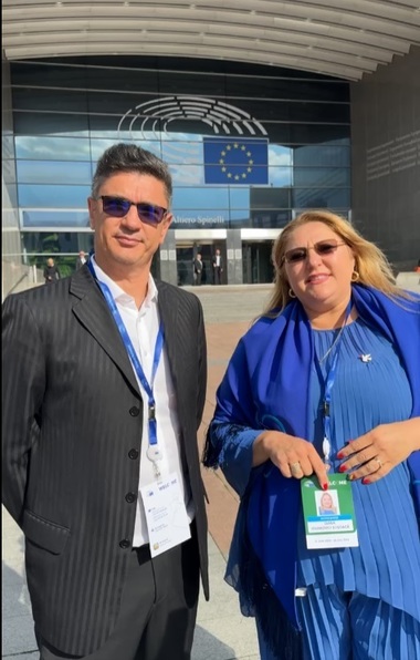 Diana Şoşoacă vrea o candidatură la prezidenţiale: Pentru prima dată în patru ani, o să am şi eu birou. Am nevoie să stau aici până în decembrie, să rezolv nişte probleme. Pe urmă o să ne ocupăm de altă poziţie