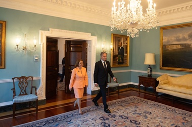 Luminiţa Odobescu: Atât secretarul de stat Antony Blinken cât şi consilierul pentru securitate au transmis aprecieri privind decizia României de a dona Ucrainei un sistem Patriot. Negocierile vor continua cu partea americană