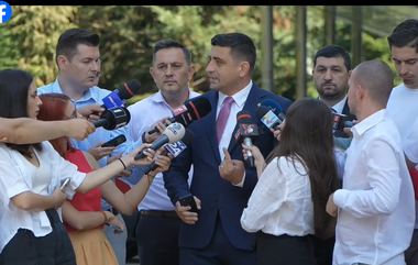 George Simion: Pentru AUR era oportun ca alegerile să aibă loc la termen în acest an, dar ce să fac, dacă premierul e mincinos şi partenerii lui sunt şi mai mincinoşi / E un proces electoral viciat cap-coadă, liberalii fac blat cu PSD