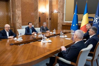 Purtătorul de cuvânt al Forţa Dreptei, după consultările de la Palatul Victoria: Această stabilitate politică invocată de coaliţie afectează grav economia şi nivelul de trai al românilor, puterea tuturor de cumpărare - FOTO, VIDEO
