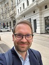 Dominic Fritz anunţă că şi-a depus dosarul pentru obţinerea cetăţeniei române: Adevărul este că de mult mă simt unul de-al vostru / Cu bune, cu rele, cred în România şi în potenţialul său. Iubesc această ţară şi vreau să-i croiesc soarta