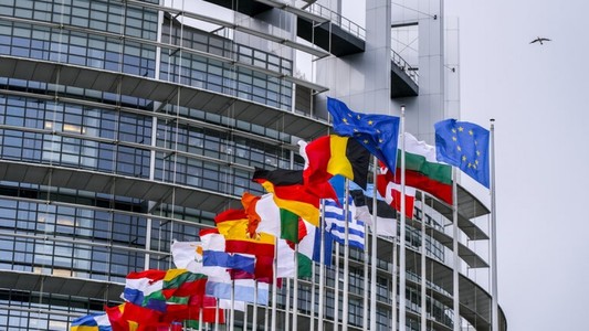 AUR: Delegaţia AUR din Parlamentul European s-a poziţionat împotriva unei rezoluţii privind „necesitatea ca UE să sprijine Ucraina continuu”